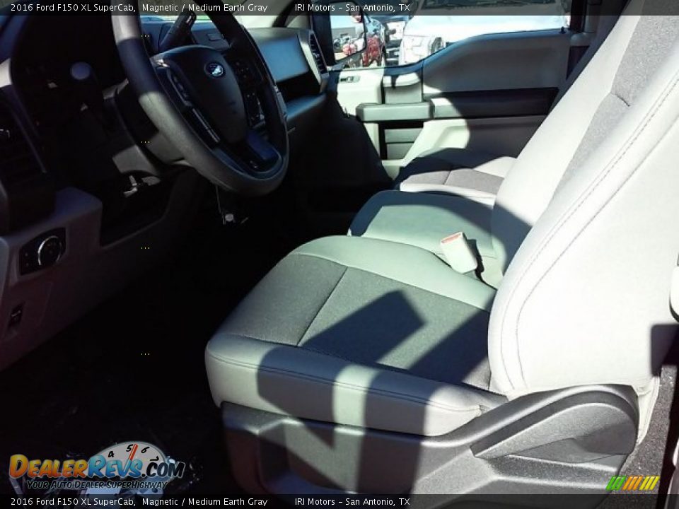 2016 Ford F150 XL SuperCab Magnetic / Medium Earth Gray Photo #18