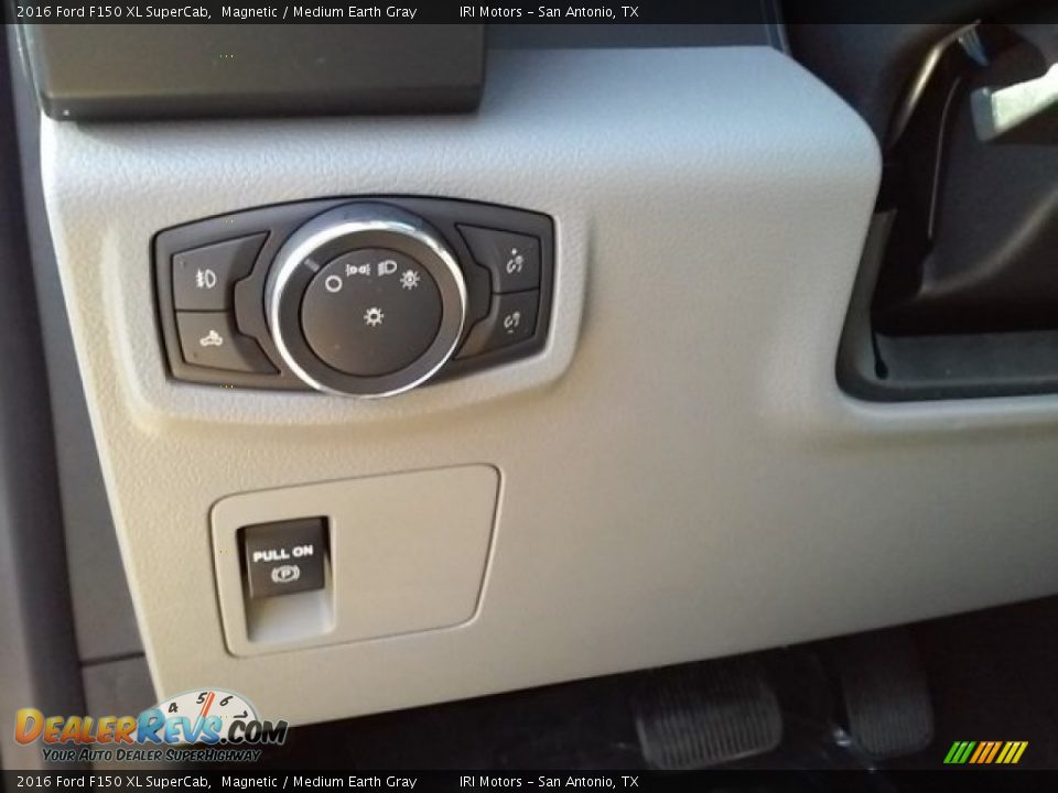 2016 Ford F150 XL SuperCab Magnetic / Medium Earth Gray Photo #20