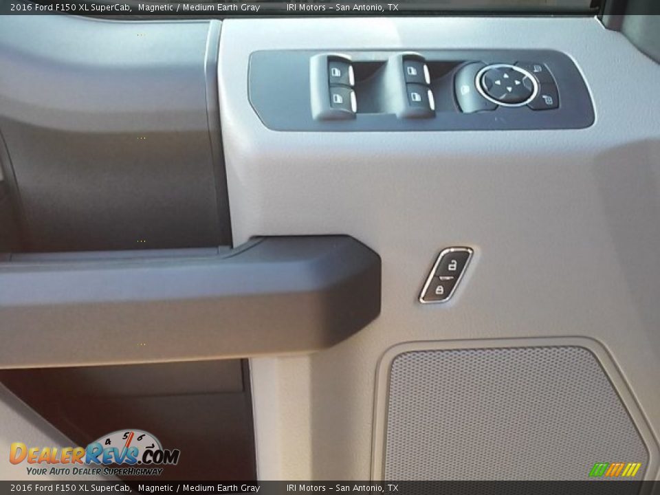 2016 Ford F150 XL SuperCab Magnetic / Medium Earth Gray Photo #21