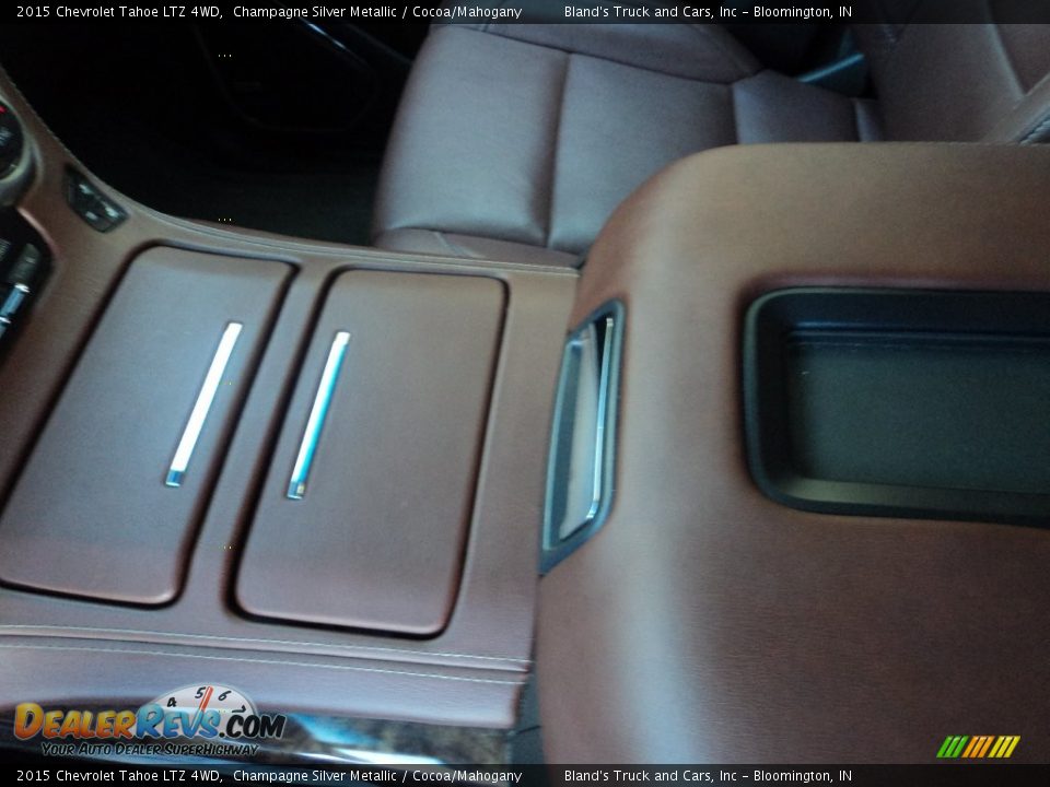 2015 Chevrolet Tahoe LTZ 4WD Champagne Silver Metallic / Cocoa/Mahogany Photo #28