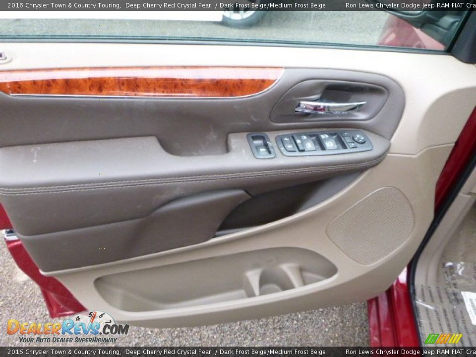 2016 Chrysler Town & Country Touring Deep Cherry Red Crystal Pearl / Dark Frost Beige/Medium Frost Beige Photo #15