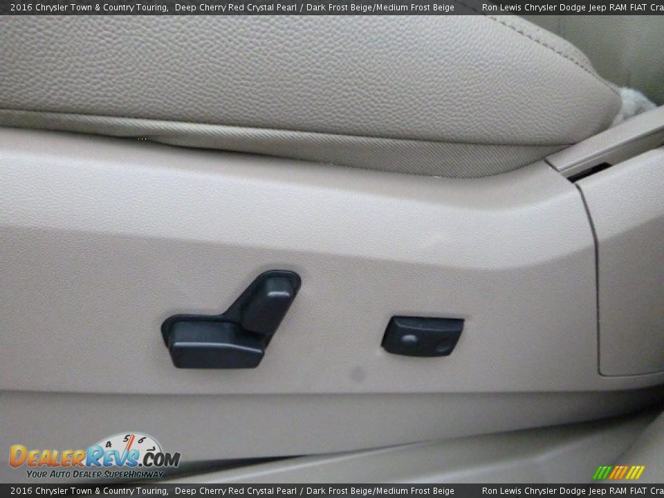 2016 Chrysler Town & Country Touring Deep Cherry Red Crystal Pearl / Dark Frost Beige/Medium Frost Beige Photo #17