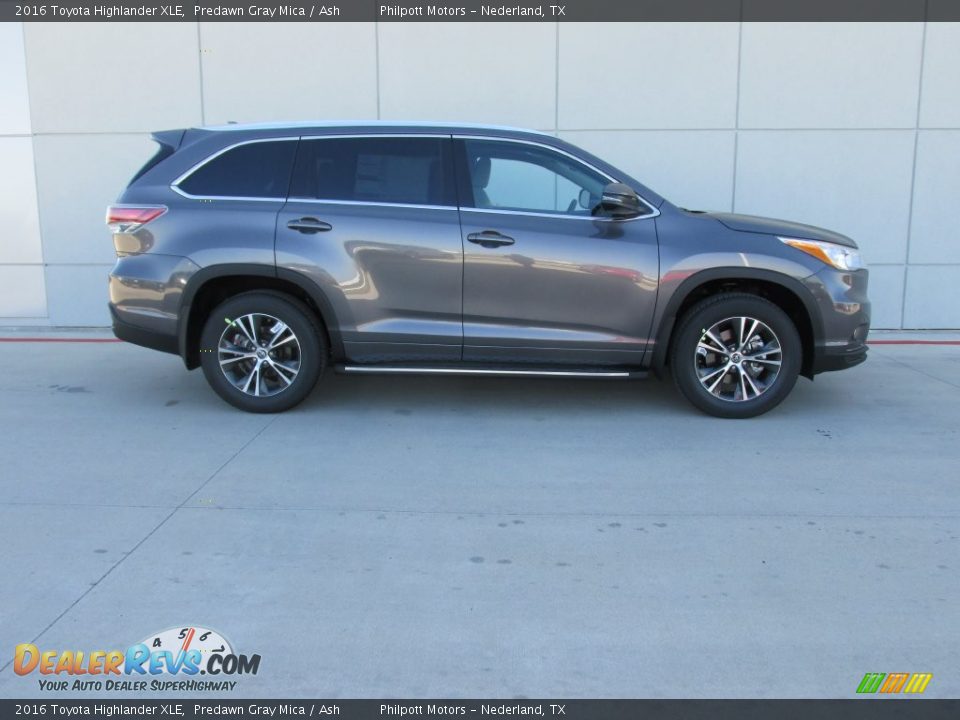 2016 Toyota Highlander XLE Predawn Gray Mica / Ash Photo #3