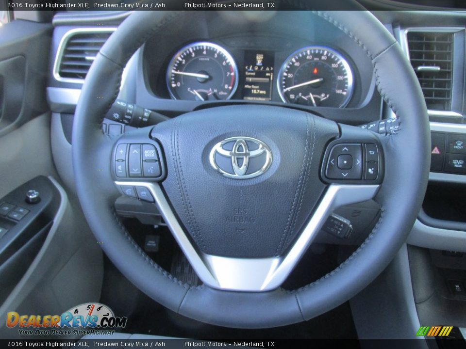 2016 Toyota Highlander XLE Predawn Gray Mica / Ash Photo #33