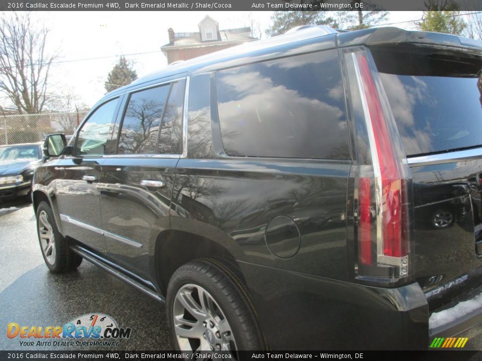 2016 Cadillac Escalade Premium 4WD Dark Emerald Metallic / Shale/Cocoa Photo #6