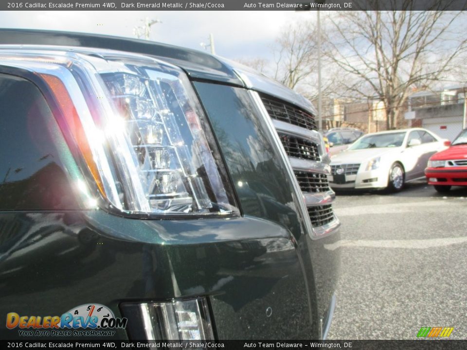 2016 Cadillac Escalade Premium 4WD Dark Emerald Metallic / Shale/Cocoa Photo #9