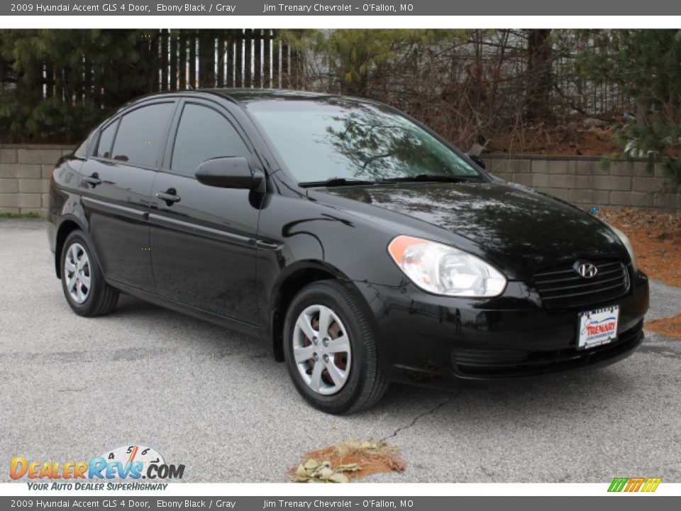2009 Hyundai Accent GLS 4 Door Ebony Black / Gray Photo #2