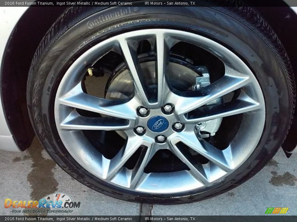 2016 Ford Fusion Titanium Ingot Silver Metallic / Medium Soft Ceramic Photo #4