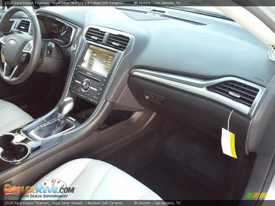 2016 Ford Fusion Titanium Ingot Silver Metallic / Medium Soft Ceramic Photo #22