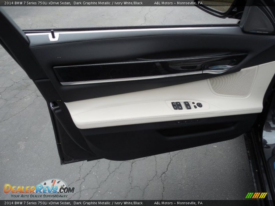2014 BMW 7 Series 750Li xDrive Sedan Dark Graphite Metallic / Ivory White/Black Photo #10