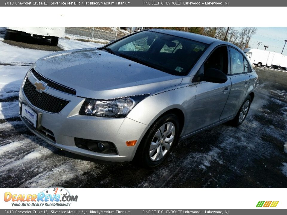 2013 Chevrolet Cruze LS Silver Ice Metallic / Jet Black/Medium Titanium Photo #3
