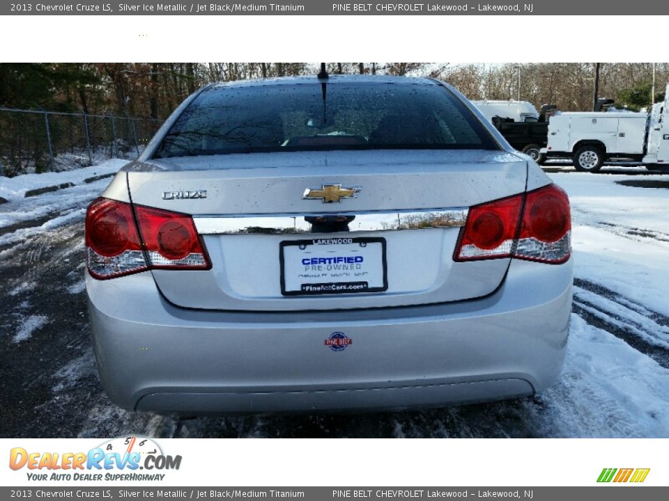 2013 Chevrolet Cruze LS Silver Ice Metallic / Jet Black/Medium Titanium Photo #8