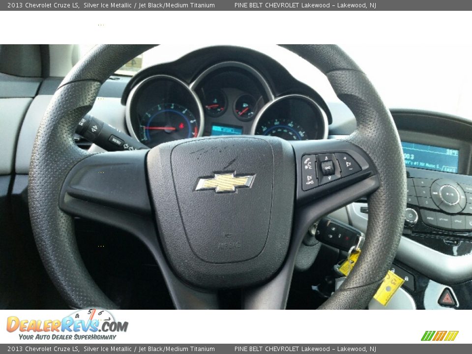 2013 Chevrolet Cruze LS Silver Ice Metallic / Jet Black/Medium Titanium Photo #13