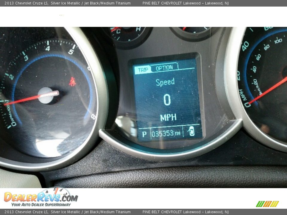 2013 Chevrolet Cruze LS Silver Ice Metallic / Jet Black/Medium Titanium Photo #18