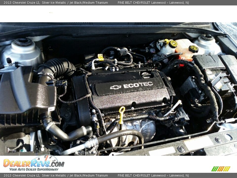 2013 Chevrolet Cruze LS Silver Ice Metallic / Jet Black/Medium Titanium Photo #25