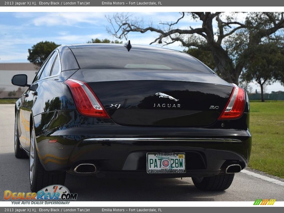 2013 Jaguar XJ XJ Ebony Black / London Tan/Jet Photo #9