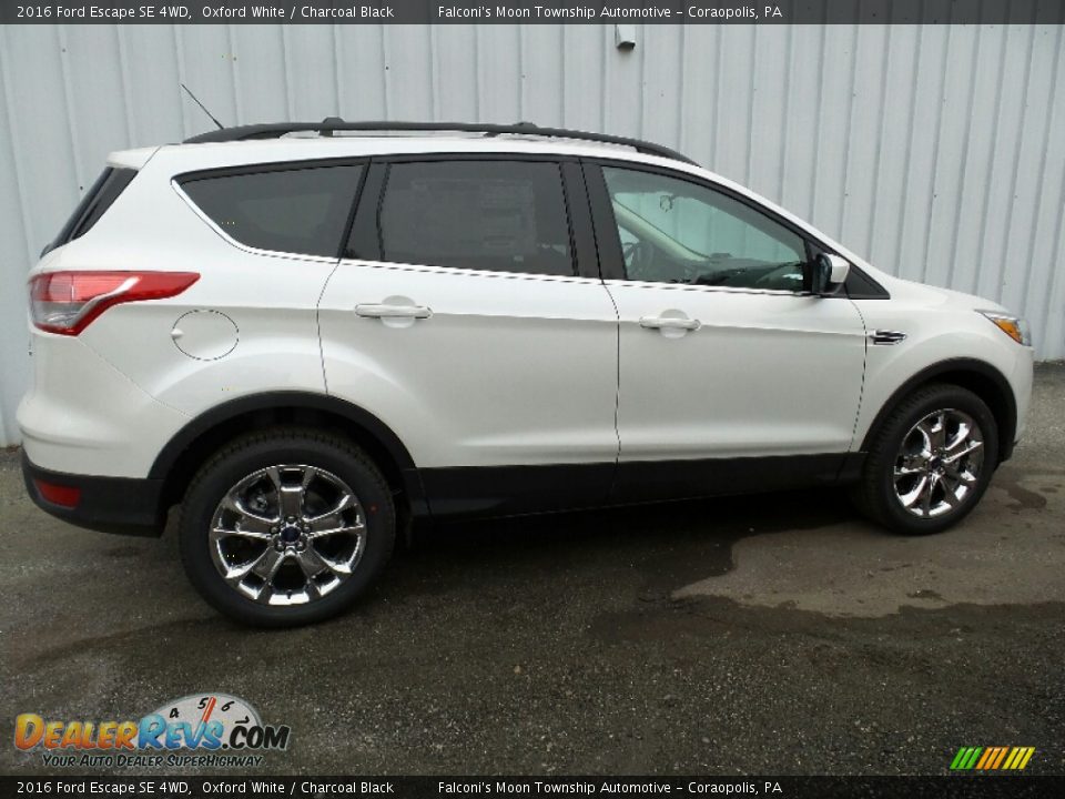 2016 Ford Escape SE 4WD Oxford White / Charcoal Black Photo #1
