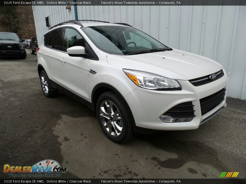 2016 Ford Escape SE 4WD Oxford White / Charcoal Black Photo #4