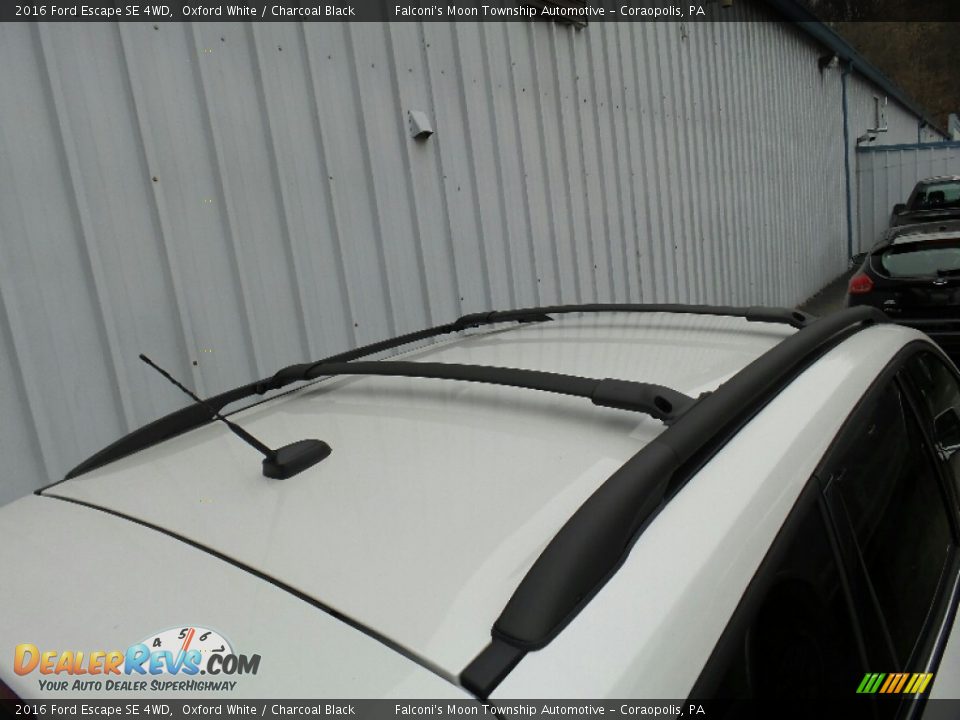 2016 Ford Escape SE 4WD Oxford White / Charcoal Black Photo #5