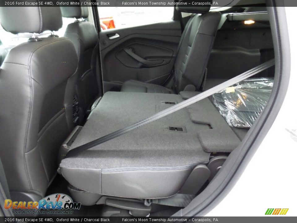 2016 Ford Escape SE 4WD Oxford White / Charcoal Black Photo #9