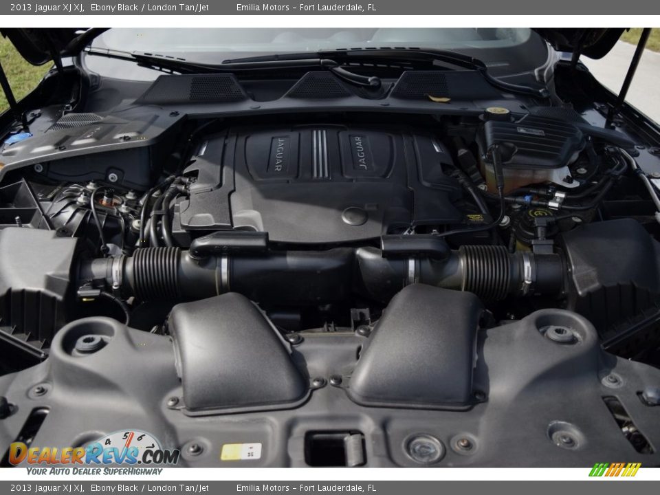 2013 Jaguar XJ XJ Ebony Black / London Tan/Jet Photo #53