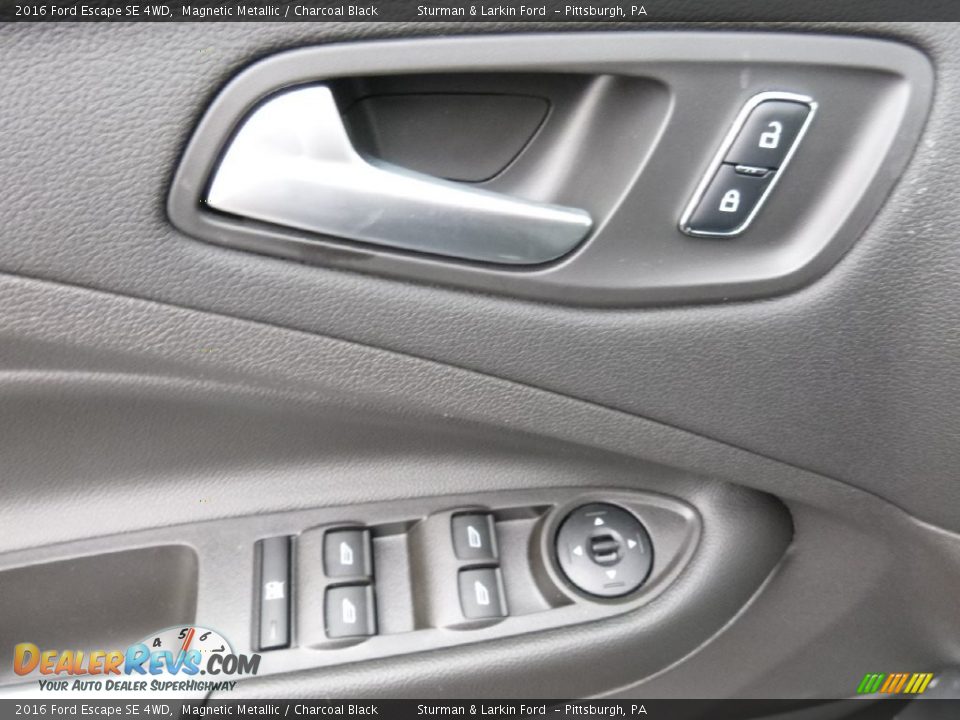 2016 Ford Escape SE 4WD Magnetic Metallic / Charcoal Black Photo #10