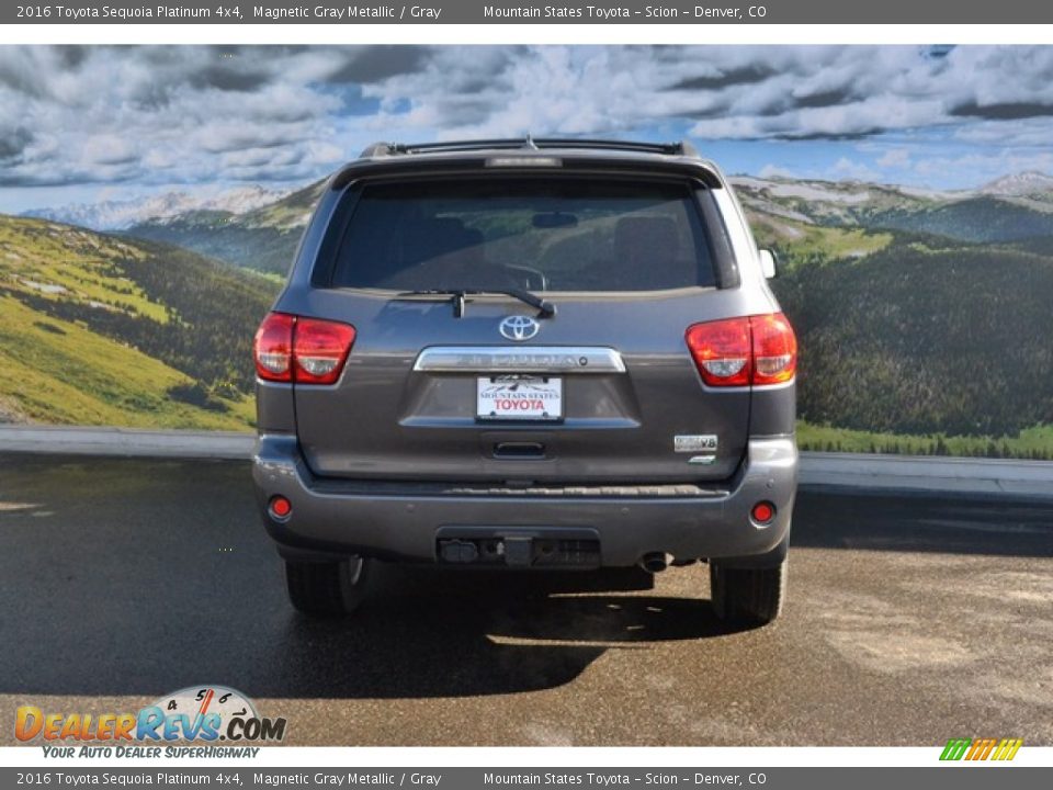 2016 Toyota Sequoia Platinum 4x4 Magnetic Gray Metallic / Gray Photo #4
