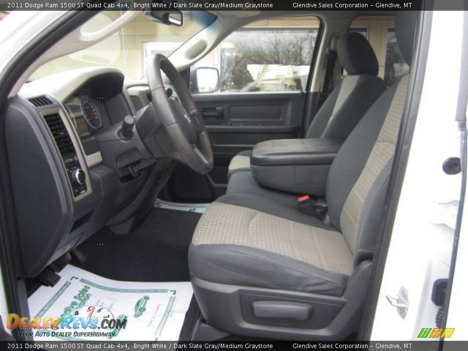 2011 Dodge Ram 1500 ST Quad Cab 4x4 Bright White / Dark Slate Gray/Medium Graystone Photo #12