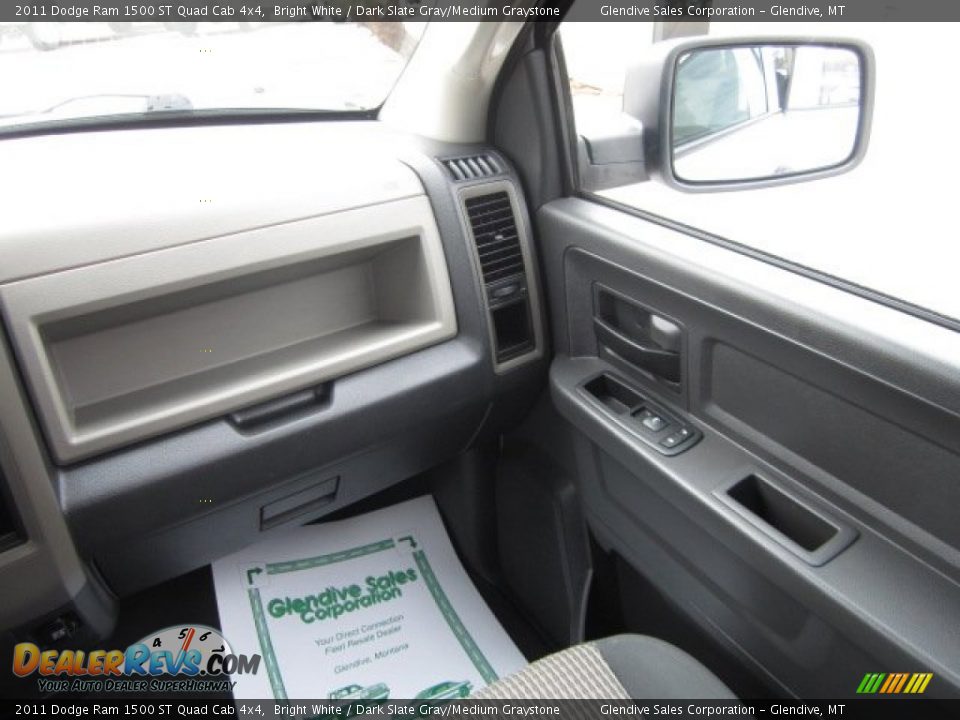 2011 Dodge Ram 1500 ST Quad Cab 4x4 Bright White / Dark Slate Gray/Medium Graystone Photo #20