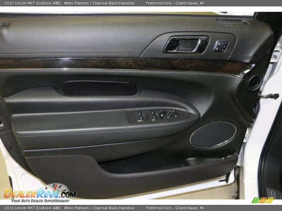 2013 Lincoln MKT EcoBoost AWD White Platinum / Charcoal Black/Hazelnut Photo #5