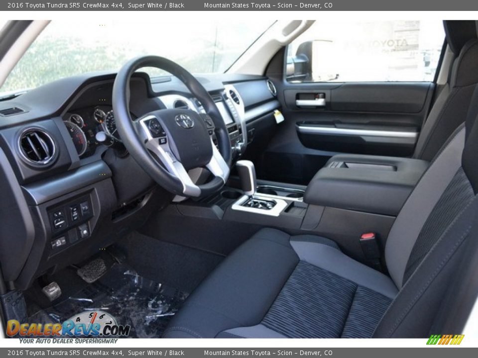 2016 Toyota Tundra SR5 CrewMax 4x4 Super White / Black Photo #5