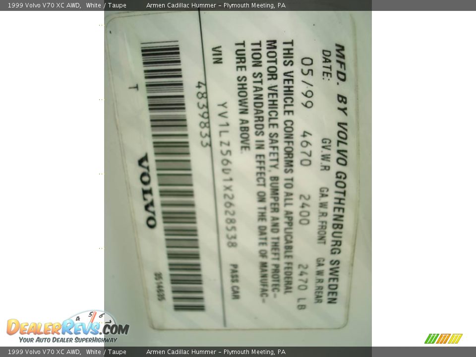 1999 Volvo V70 XC AWD White / Taupe Photo #29