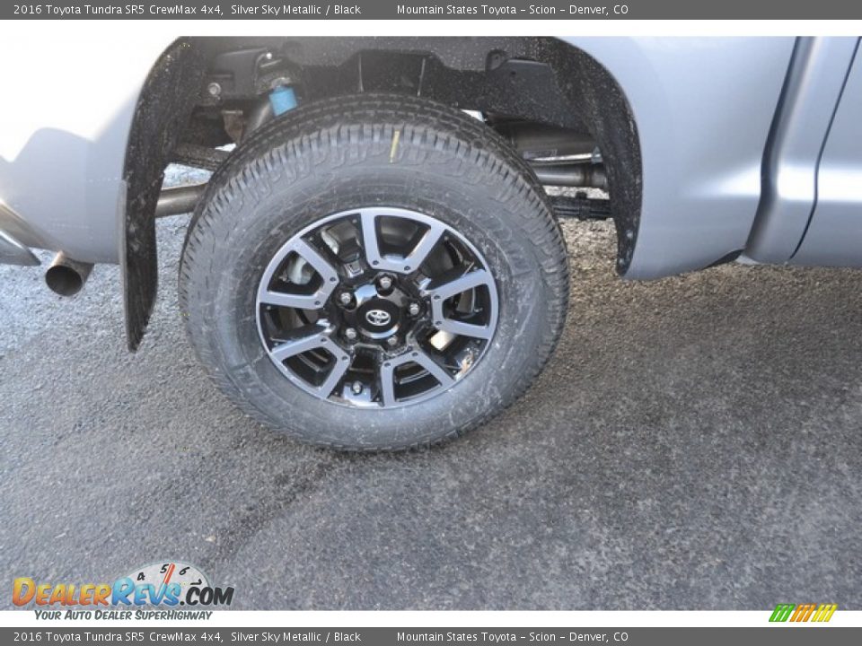 2016 Toyota Tundra SR5 CrewMax 4x4 Silver Sky Metallic / Black Photo #9