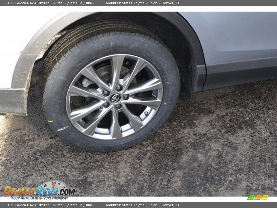 2016 Toyota RAV4 Limited Silver Sky Metallic / Black Photo #9