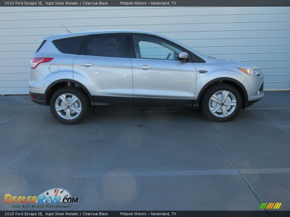 2016 Ford Escape SE Ingot Silver Metallic / Charcoal Black Photo #3