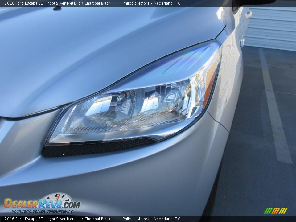 2016 Ford Escape SE Ingot Silver Metallic / Charcoal Black Photo #9