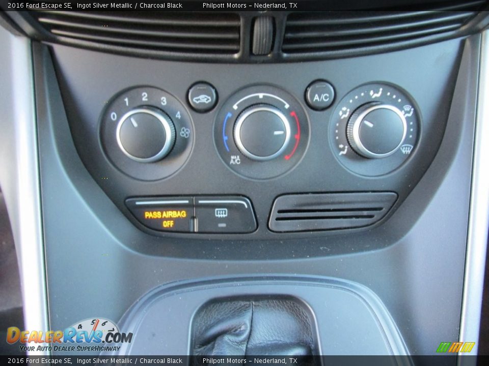 2016 Ford Escape SE Ingot Silver Metallic / Charcoal Black Photo #26