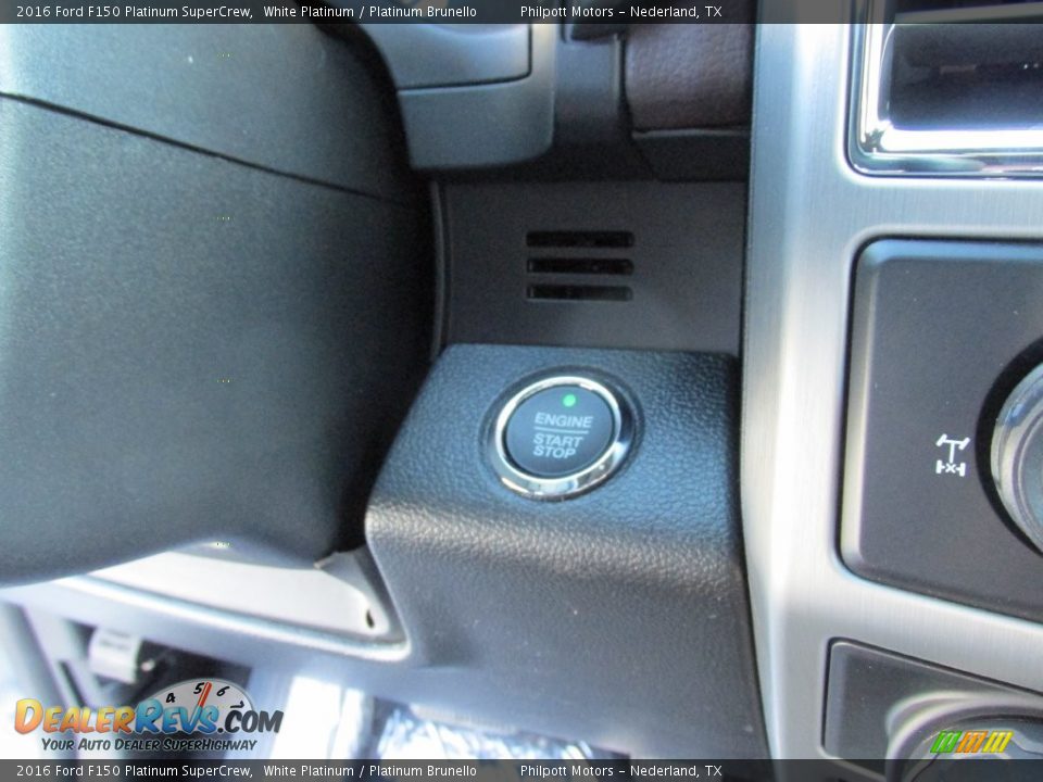 2016 Ford F150 Platinum SuperCrew White Platinum / Platinum Brunello Photo #31