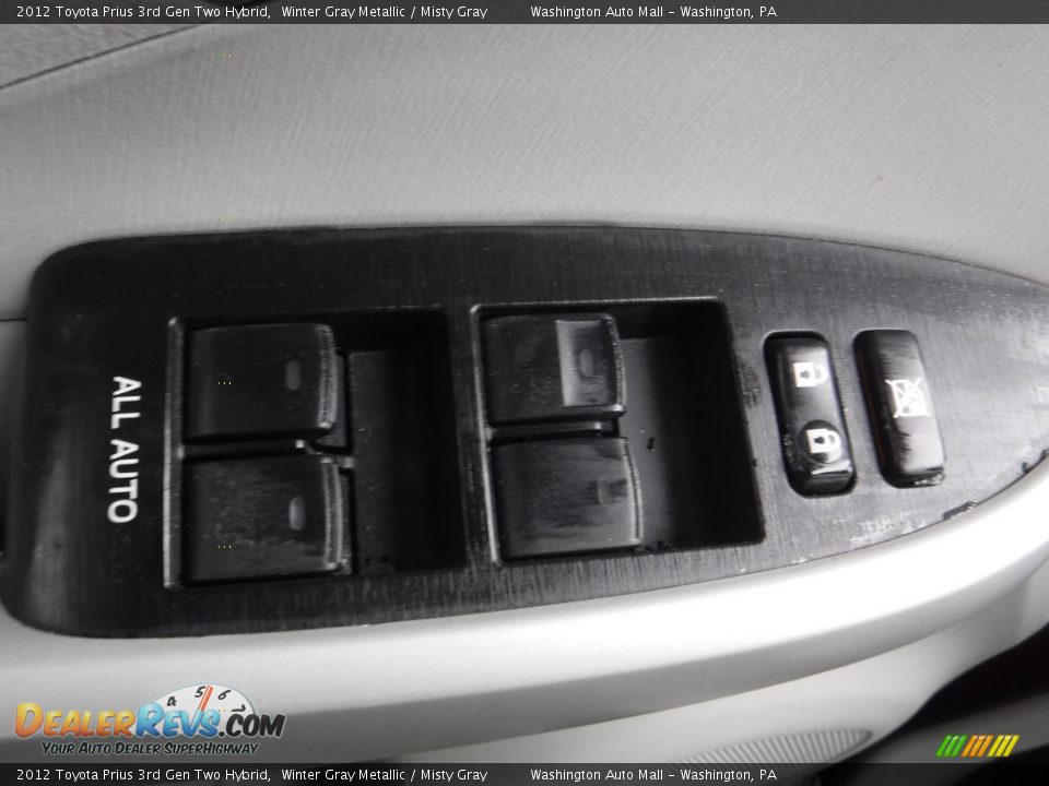 2012 Toyota Prius 3rd Gen Two Hybrid Winter Gray Metallic / Misty Gray Photo #11
