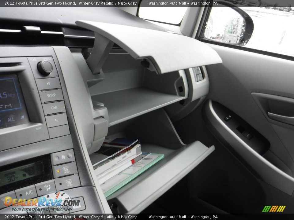 2012 Toyota Prius 3rd Gen Two Hybrid Winter Gray Metallic / Misty Gray Photo #15