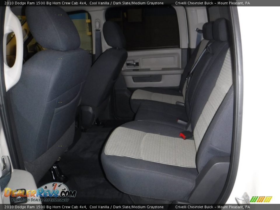 2010 Dodge Ram 1500 Big Horn Crew Cab 4x4 Cool Vanilla / Dark Slate/Medium Graystone Photo #32
