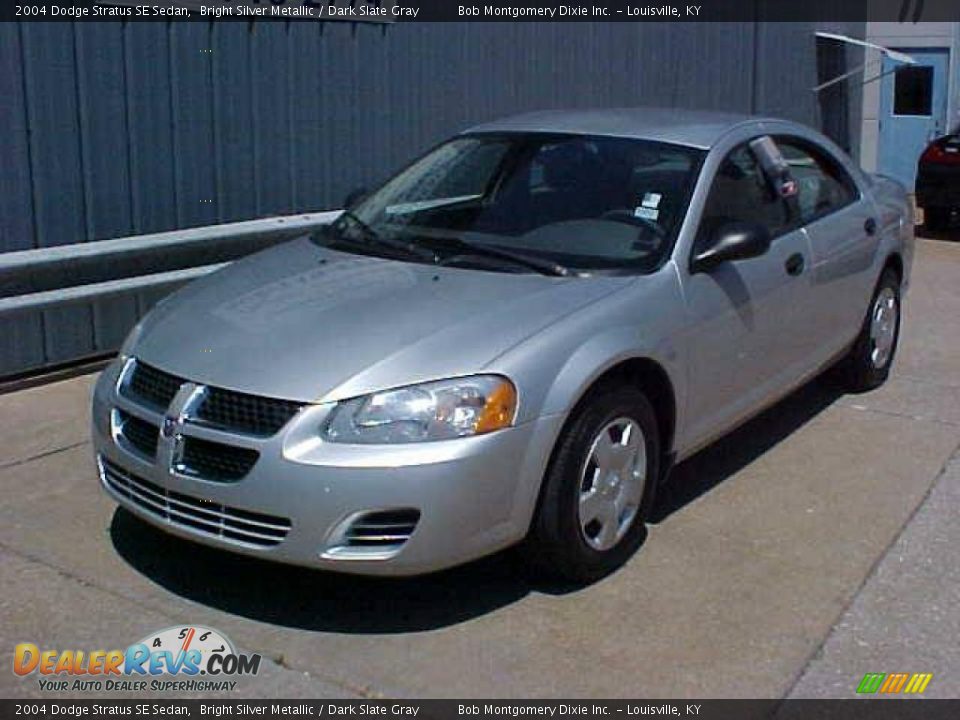 2004 Dodge Stratus SE Sedan Bright Silver Metallic / Dark Slate Gray Photo #2