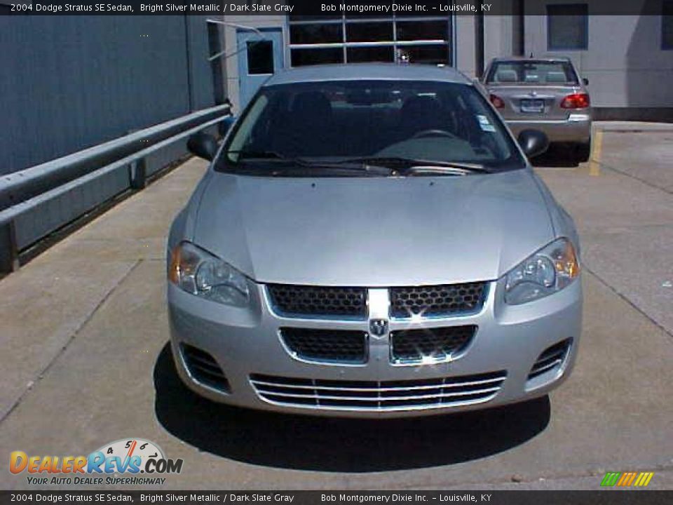 2004 Dodge Stratus SE Sedan Bright Silver Metallic / Dark Slate Gray Photo #3