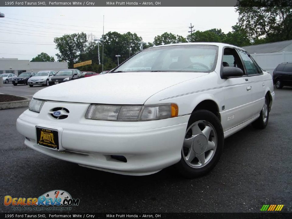 1995 Ford Taurus SHO Performance White / Grey Photo #1