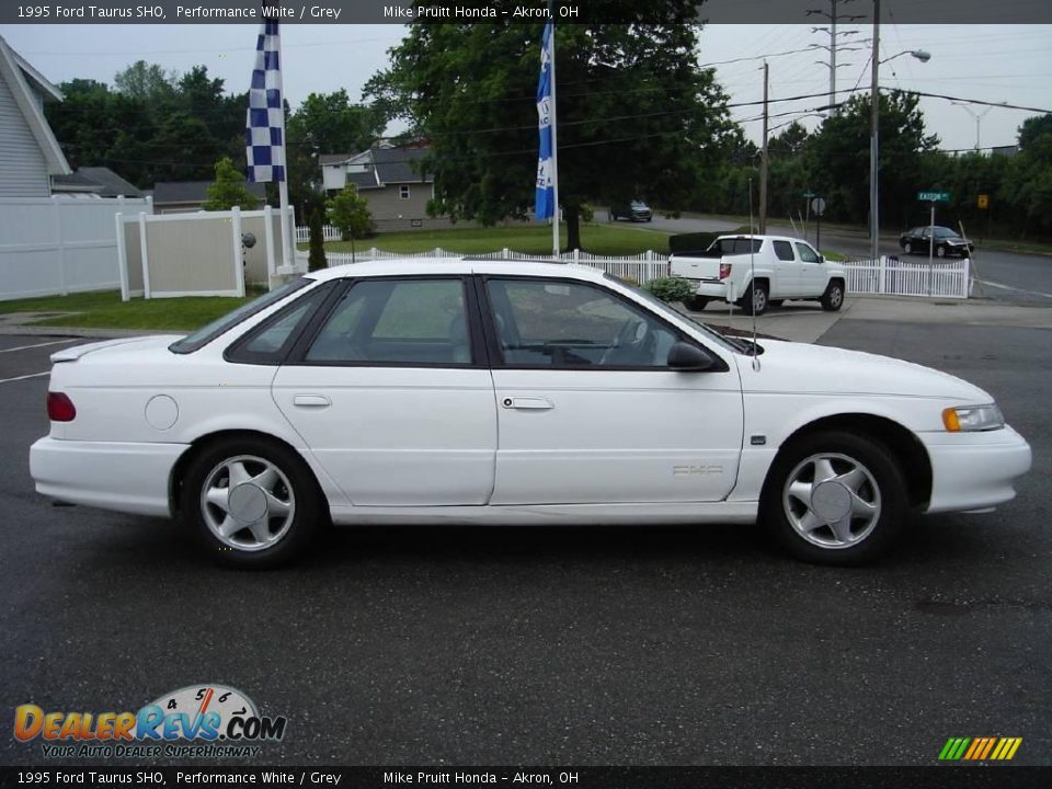 1995 Ford Taurus SHO Performance White / Grey Photo #6