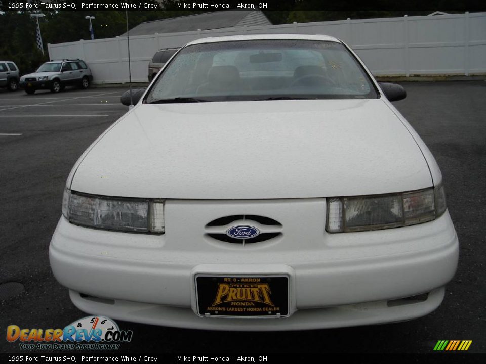 1995 Ford Taurus SHO Performance White / Grey Photo #8