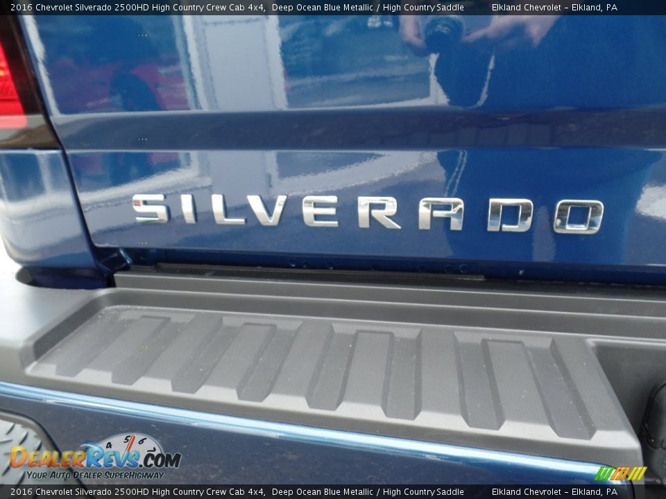 2016 Chevrolet Silverado 2500HD High Country Crew Cab 4x4 Deep Ocean Blue Metallic / High Country Saddle Photo #13