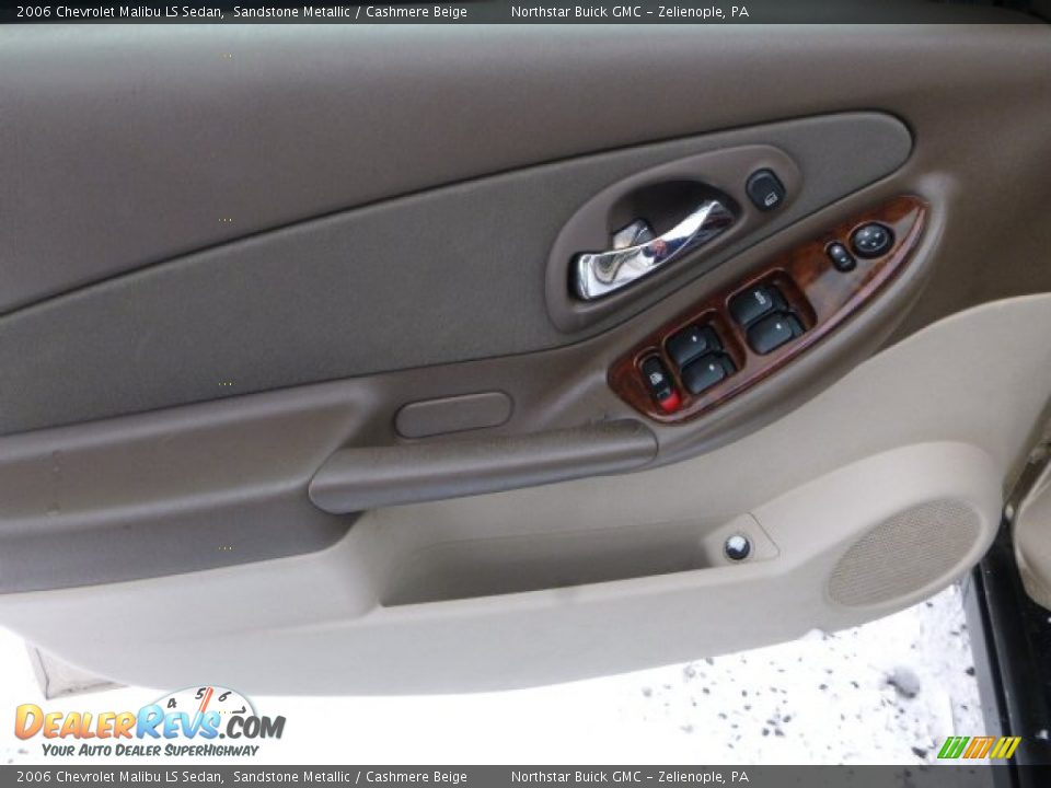 2006 Chevrolet Malibu LS Sedan Sandstone Metallic / Cashmere Beige Photo #14