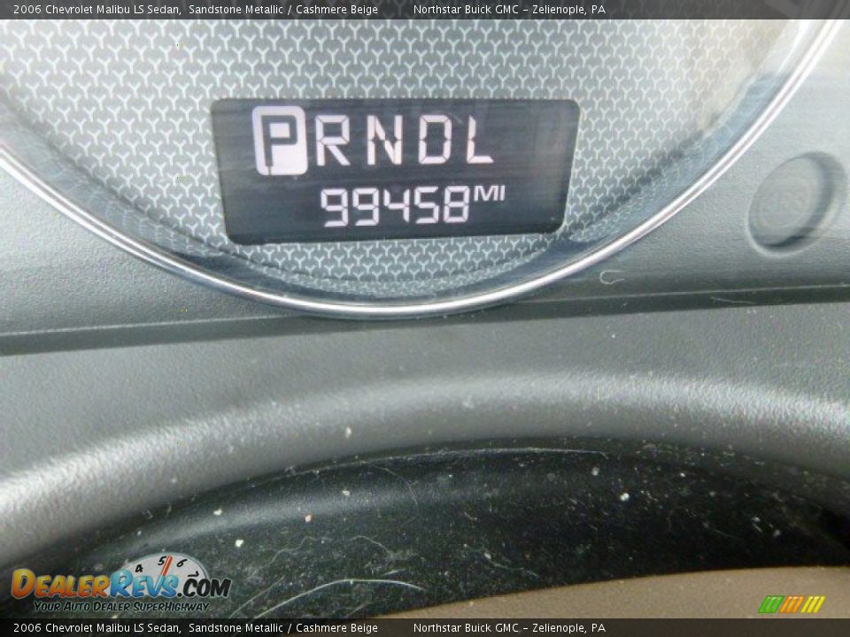 2006 Chevrolet Malibu LS Sedan Sandstone Metallic / Cashmere Beige Photo #17