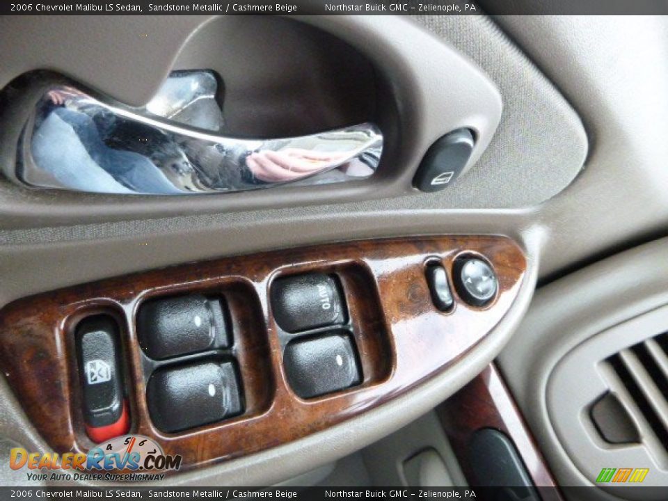 2006 Chevrolet Malibu LS Sedan Sandstone Metallic / Cashmere Beige Photo #19